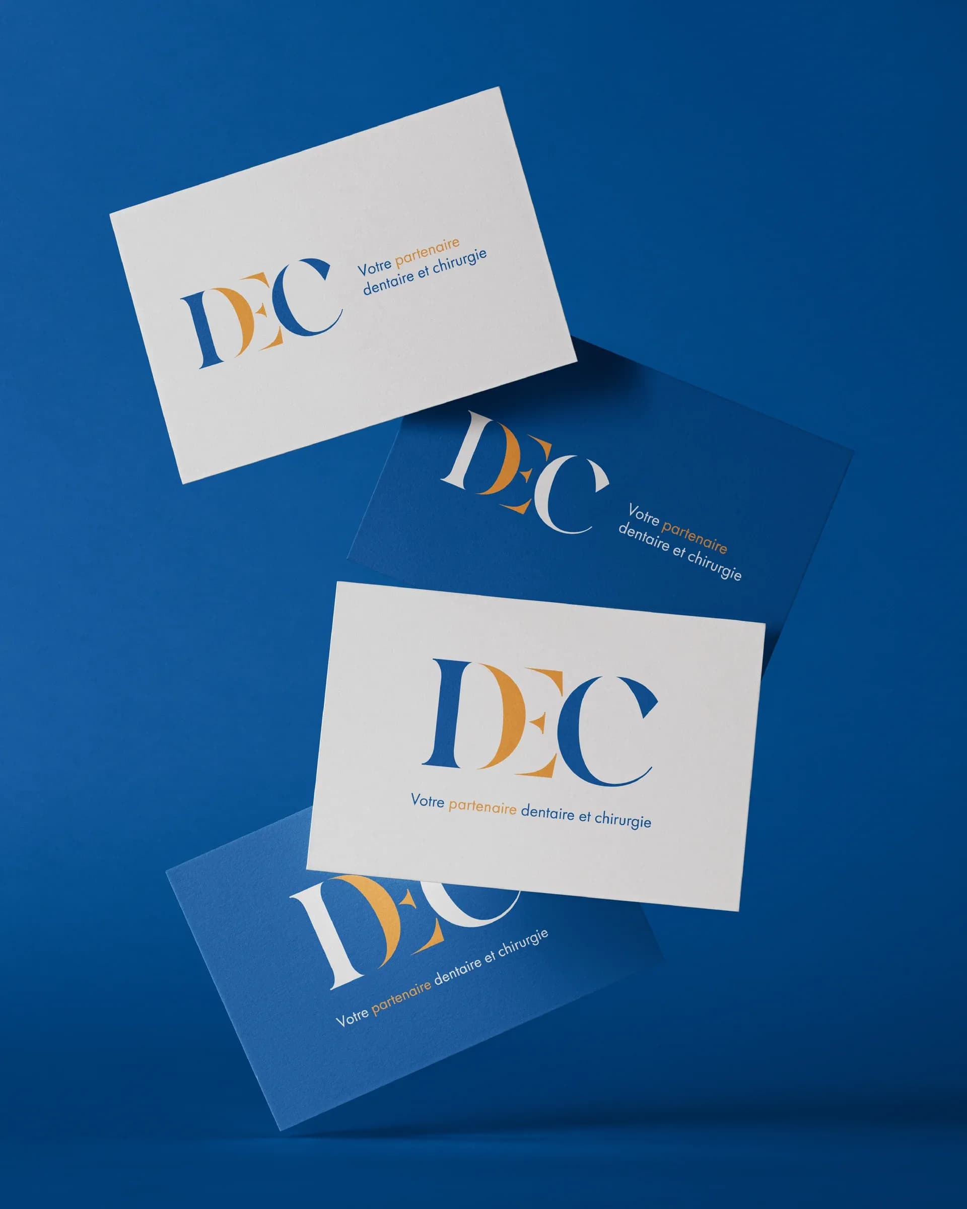 Cartes de visite et publications réseaux sociaux DEC, installateur de matériel dentaire à Lyon