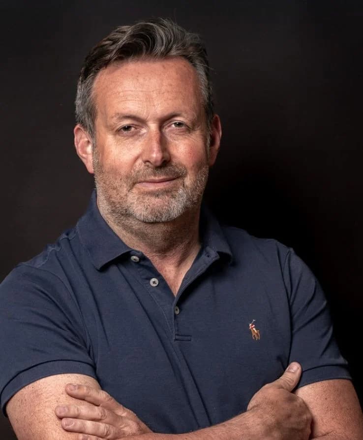 Lionel - Dirigeant - Com y Média